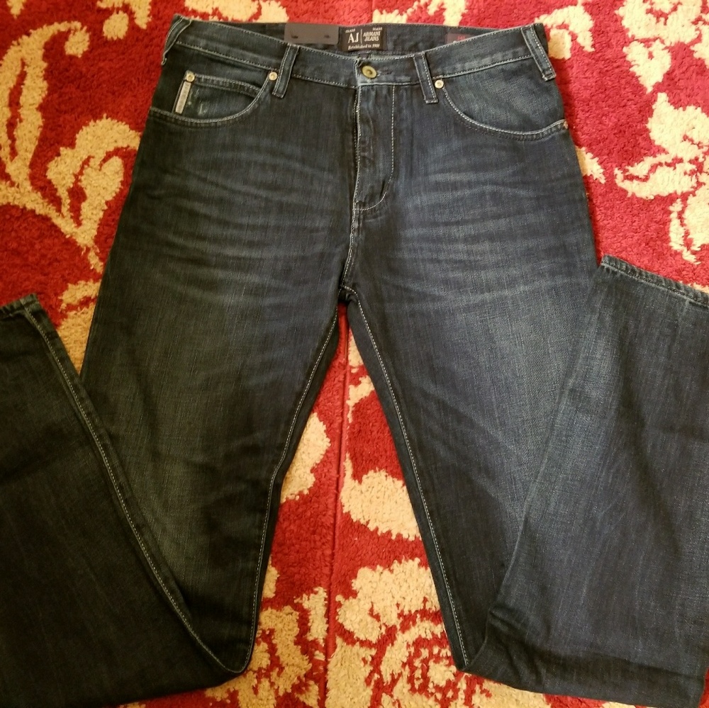 ARMANI JEANS